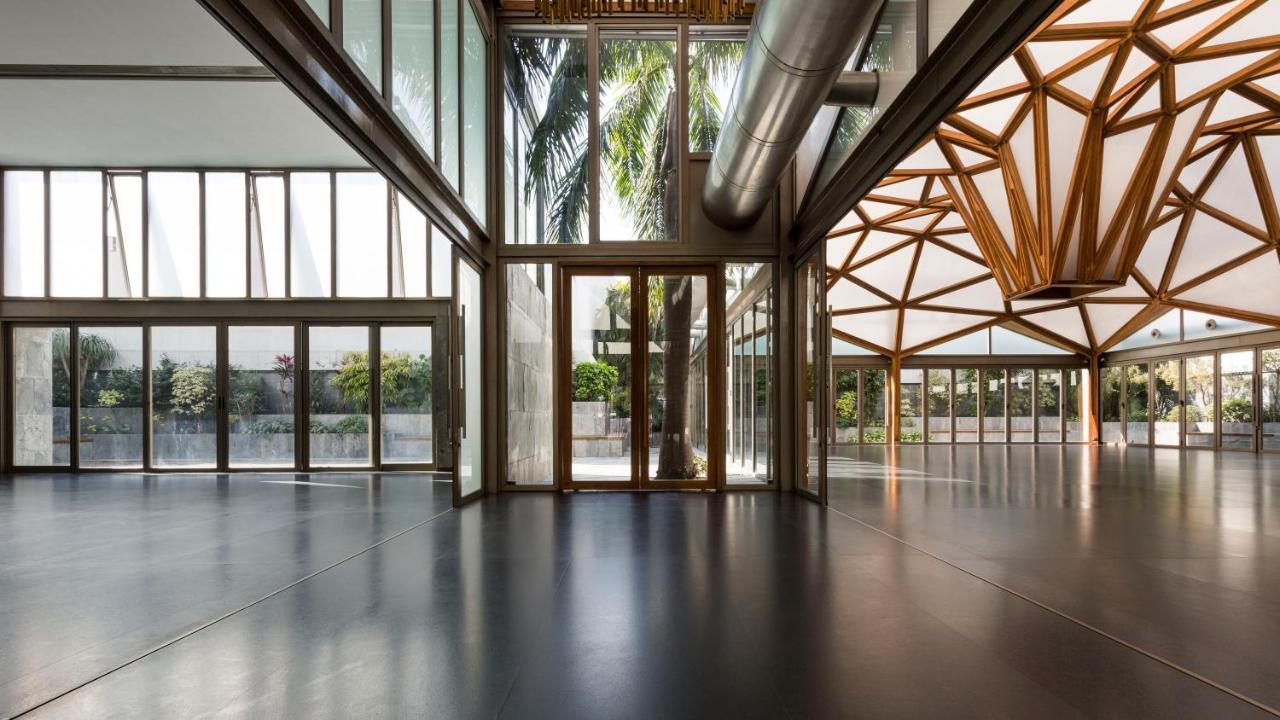מיראט Hotel Crystal Palace מראה חיצוני תמונה