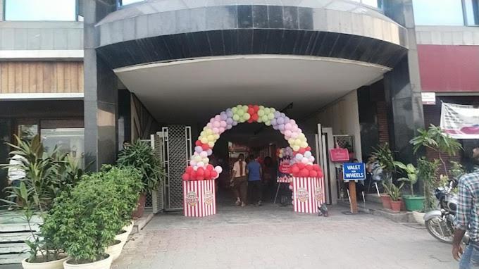 מיראט Hotel Crystal Palace מראה חיצוני תמונה